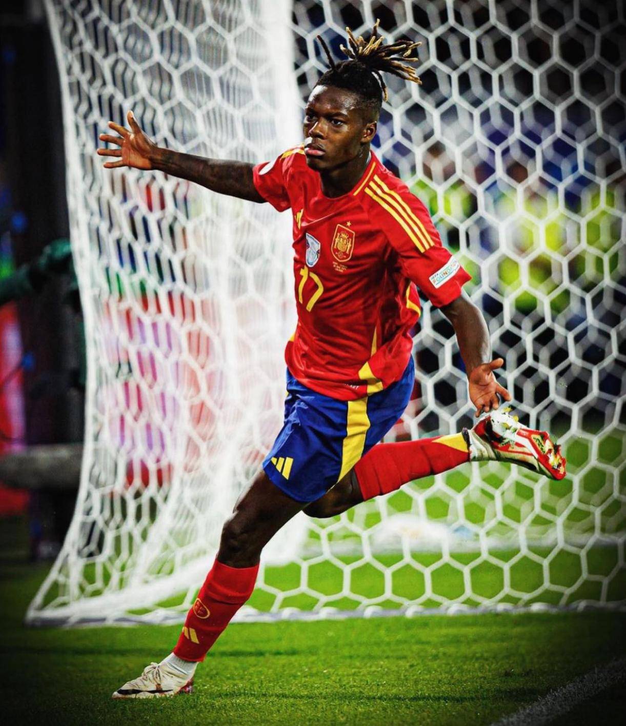 拒绝拜仁、阿森纳，西班牙国脚铁心加盟巴萨